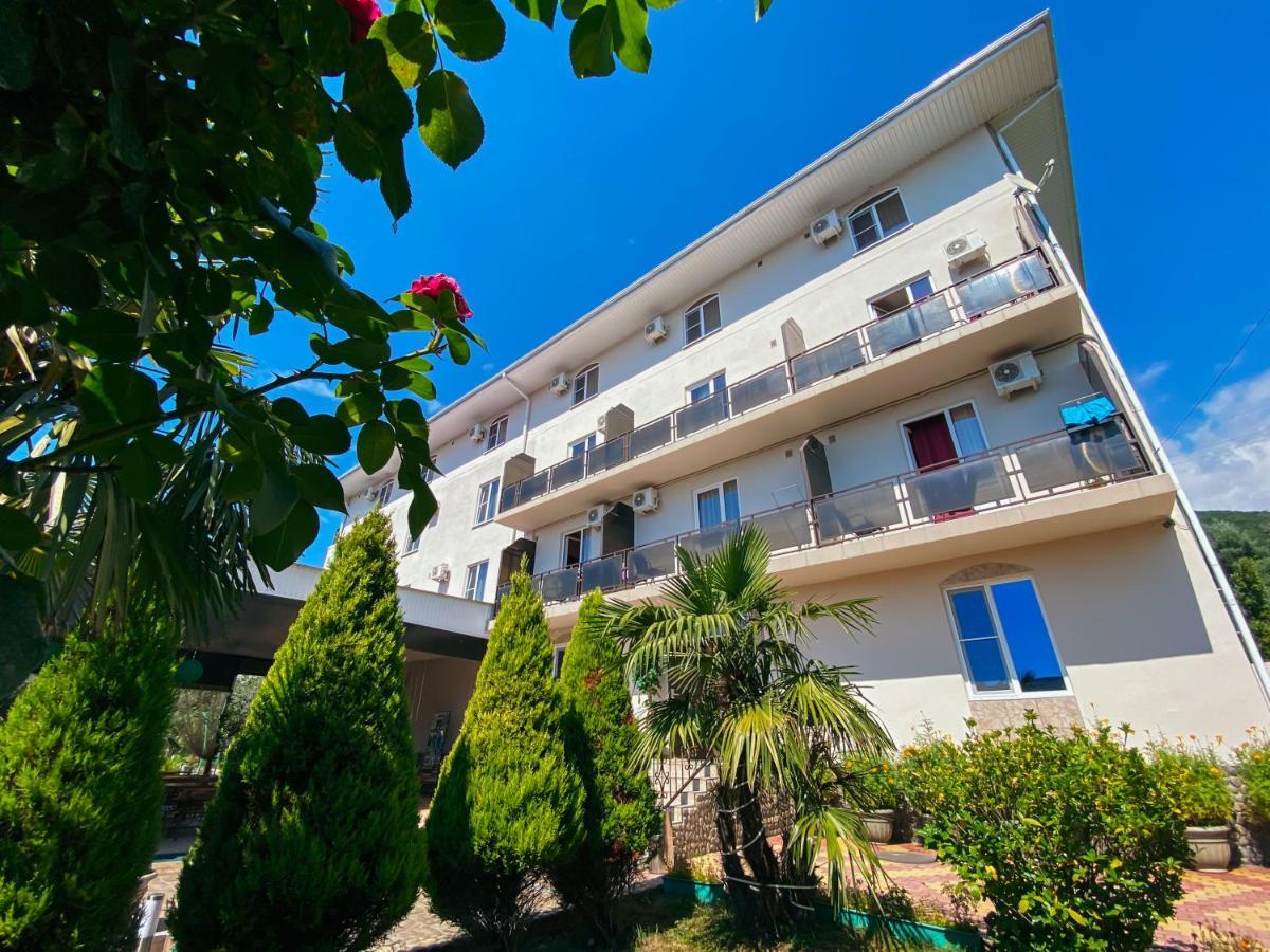 Park-Hotel Abkhazia Gantiadi Extérieur photo